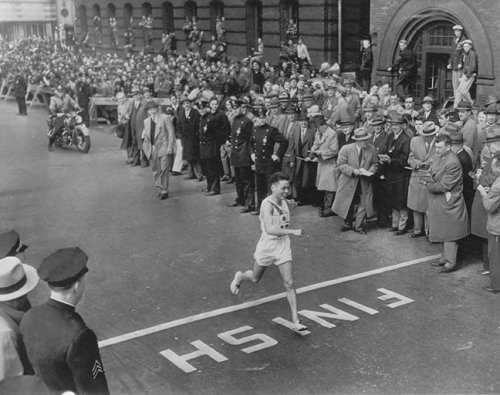 historicaltimes:19 year-old Shigeki Tanaka was a survivor of the bombing of Hiroshima and went on to win the 1951 Boston Marathon. The crowd was silent as he crossed the finished line.