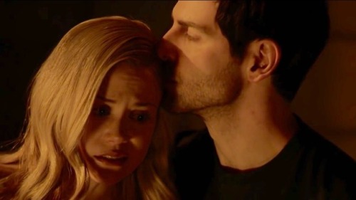 tvshowscouples: Reblog if you are Team Nadalind