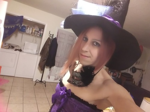 Porn Pics A witch!!