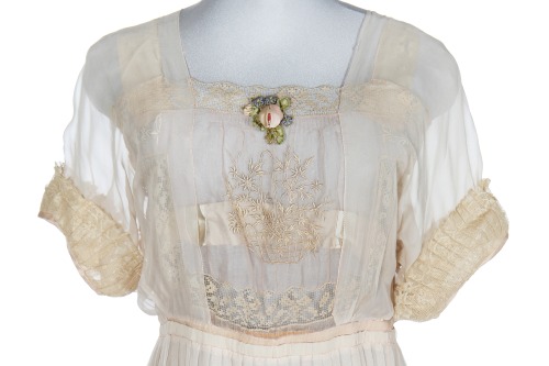 Boué Sœurs dress, 1918-19From Kerry Taylor Auctions