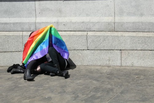 fuckinglixm: I found this moment quite symbolic as I stumbled across these two girls intertwined wit