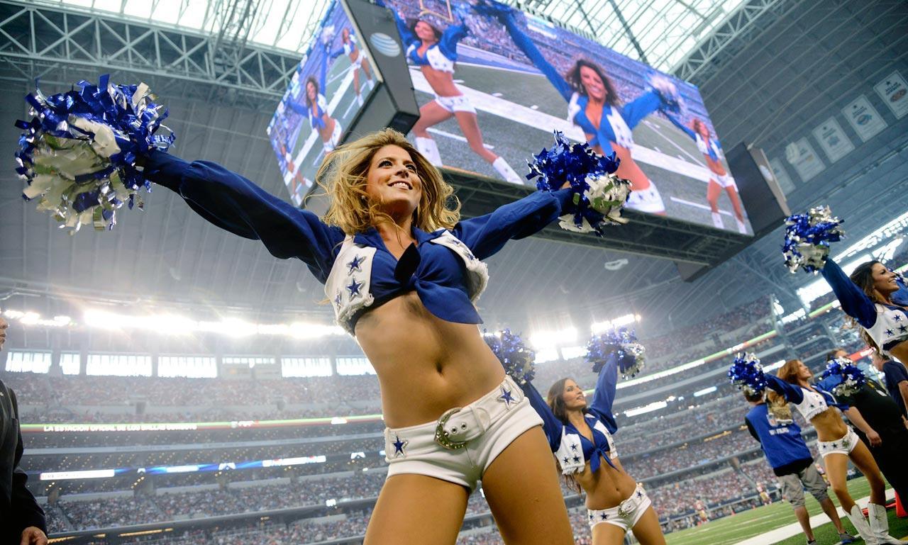 epicfemales:  Cowboys!  These women make shit money and nothing close to a living