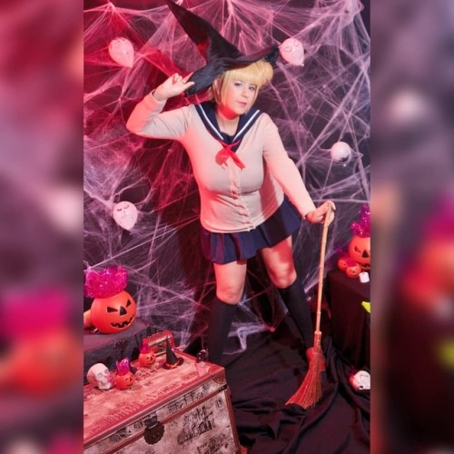 This month character for patreon is Himiko Toga from My Hero Academia! Full solo set for $10 and duo