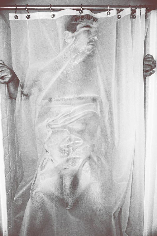 edcapitola:  Hot shower time. Follow me and I’ll follow you … http://edcapitola.tumblr.com