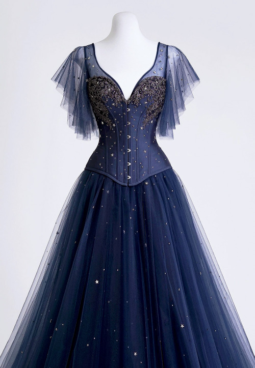 Favourite Designs: Linda Friesen ‘Midnight Magic’ Bridal Couture Gown