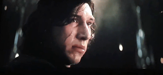 Annes be like: “Reylo is platonic”/“Reylo is not romantic”/”Rey only cares about returning Ben to the Light because that’s the Jedi way”