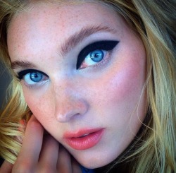 vicsecretmodels:  Elsa Hosk  Amazing eyes