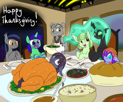 A little Thanksgiving before and after. What are guests but extra eftovers anyway~