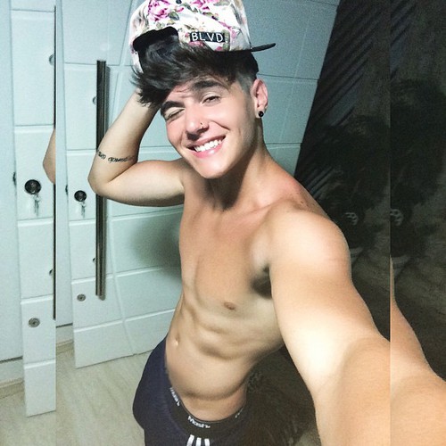 cretinassa:  PQP HEIN MO
