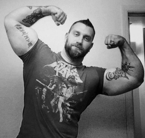 hyper-masculine:    ► HYPER-MASCULINE ♂ ◄ [page]♂ ♂♦ Hyper-Masculine ARCHIVE ♦ [all pics]    