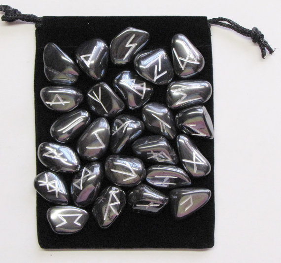 valkyrie-daughter:  HEMATITE Gemstone RUNE STONES with Bag  