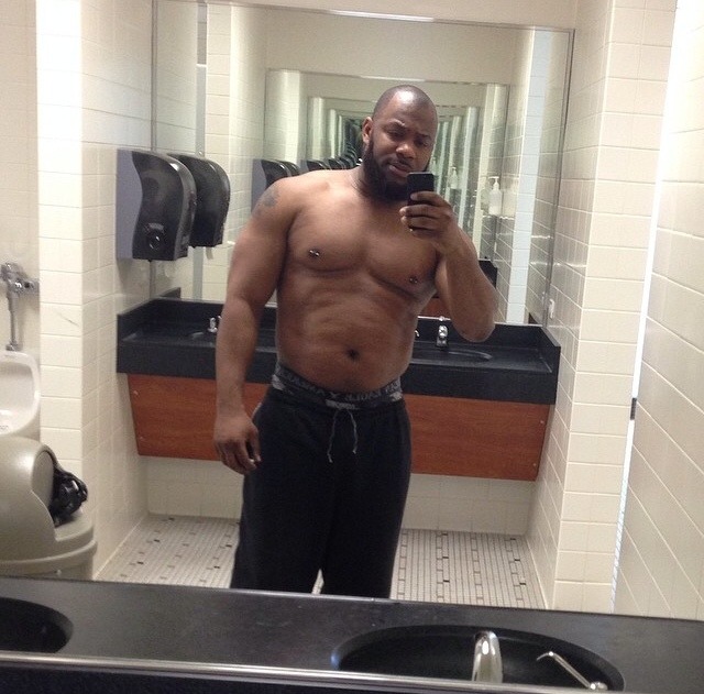 narcissistichomo:  Thick Sexy..  I&rsquo;m in love