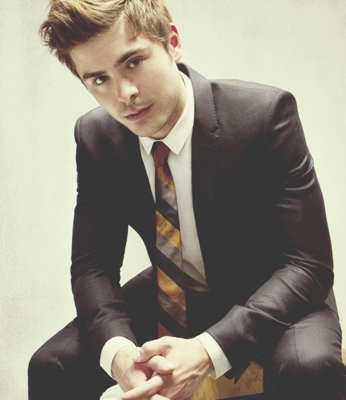maninpink:  A dapper Zac Efron