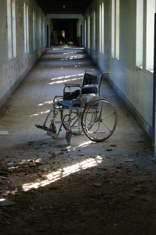 psychiatric hospital