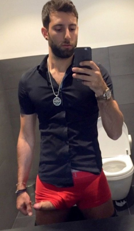 unrestrictedbackdooraction:  SNAPCHAT FOR GAY MEN. Unrestricted and FILTHY beyond