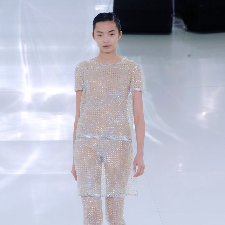 voulair:  Xiao Wen Ju @ Chanel Spring 2014 Couture 