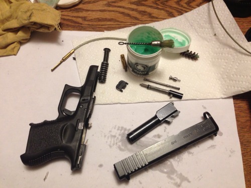 samthecook:
“Glock 26 with Otis cleaning wire and Froglube
”