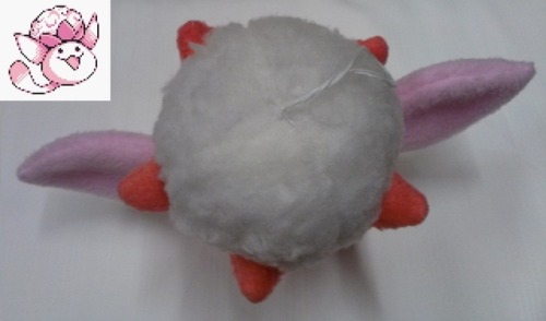 Cottomew AKA Beta Jumpluff! I love any excuse to use floofy fabric on a plush and Cottomew’s b