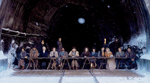marthajefferson:“…why are you all sitting at one side of the table, huh?”The Last Supper, Leonardo Da Vinci (c.1490)WATCHMEN, Zack Snyder (2009) Inherent Vice, Paul Thomas Anderson (2014)The X-files (1993-2018)ALIEN: Covenant, Ridley Scott (2017)That'70s