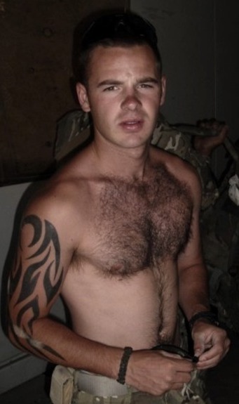 mario-so:Shirtless acceptance. 