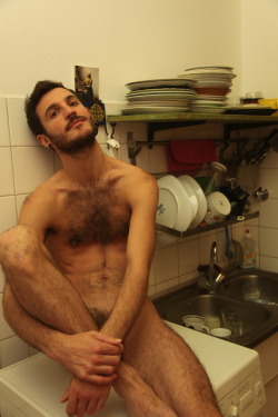 otternaturist:Hairy faces and slim bodies:http://otternaturist.tumblr.com