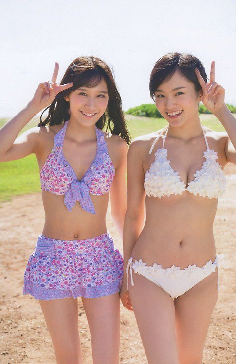 yamamotosayaka-ch:  http://zignote.com/Y_Sayaka_Ch