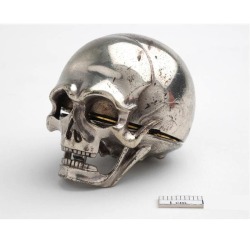 design-is-fine:  Jacques Joly, Skull clock,
