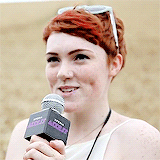 darthgaydar:  Girl crush alert. Hots for redheads. 