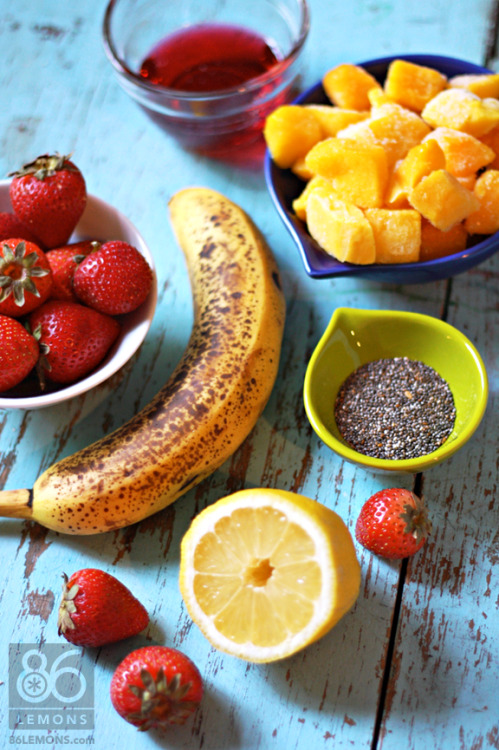vegan-yums:  Fruity Power Smoothie {vegan} 