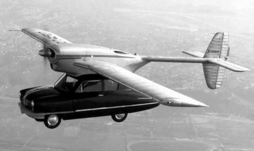 La voiture convair Henry Dreyfuss, 1947.Le célèbre designer Henry Dreyfuss a conçu en 1947 une voiture volante, la Convair Model 118 ou ConvairCar, basé sur un prototype précédent, la Convair Model 116 de Theodore P. Hall.Ce véhicule se présentait