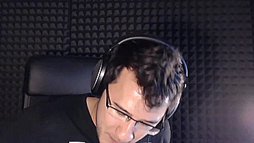 lissachan504:  MARK VS HOT THINGS