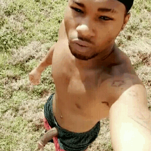seacrit14:  prince-of-memphis:THUG DICK IN YOUR BACKYARD  N e day baby