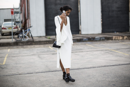 Street style in Sydney with iPhone 6 in white cover