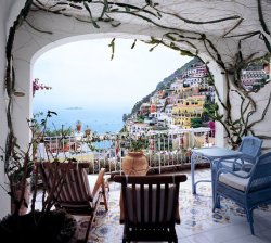 connoisseursoflife:  Unimaginable view from Italy’s Amalfi Coast.  