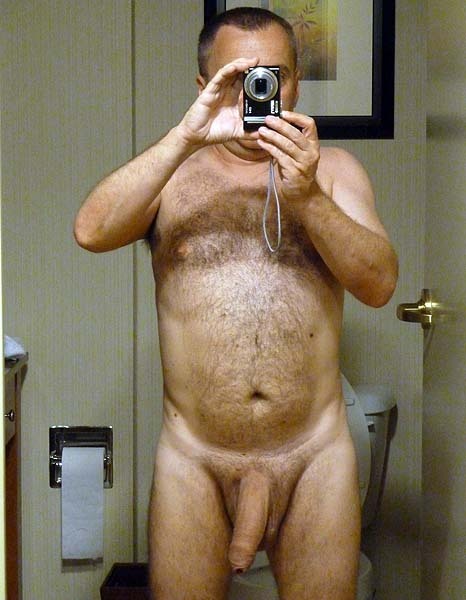 einheri:  More hot daddies on http://einheri.tumblr.com