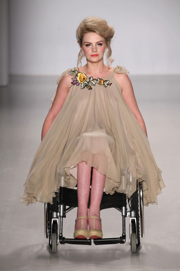starbrightworld:  These models made history - and showed off some incredible fashion