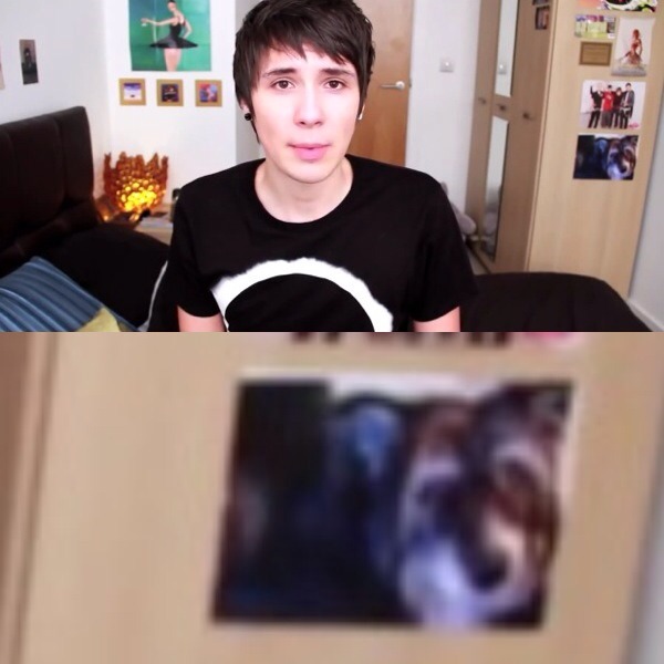 danxsnotonfire:  I was watching one of his old videos and I noticed that he taped