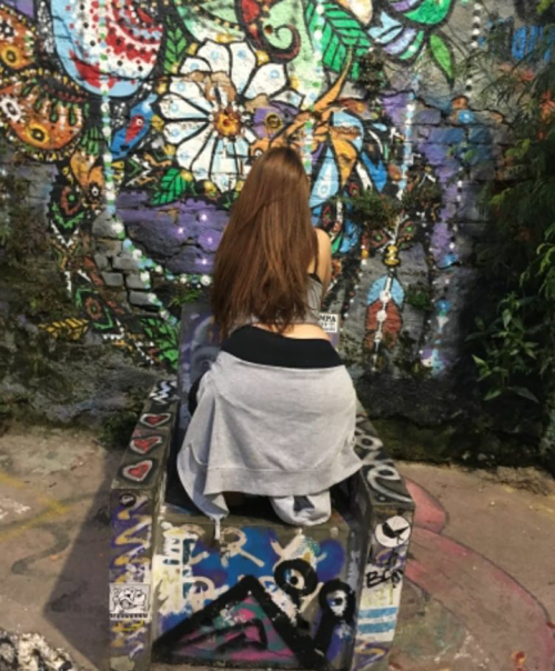 http://streetgrl.tumblr.com/post/156054800262