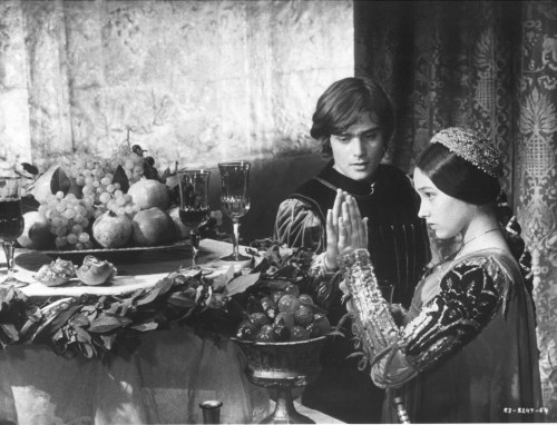 pristinescarlett:Leonard Whiting and Olivia Hussey in Romeo and Juliet (1968). Directed by Franco Ze
