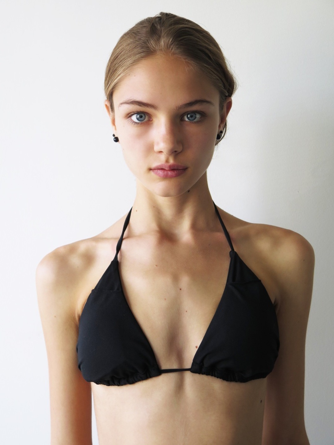 beholdbeauties:jwanderprivate:Roxanne Sanderson   behold beauty !   