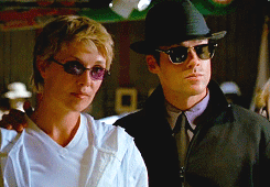 ageofgeek:stargate: sg-1daniel and sam doing The Look™