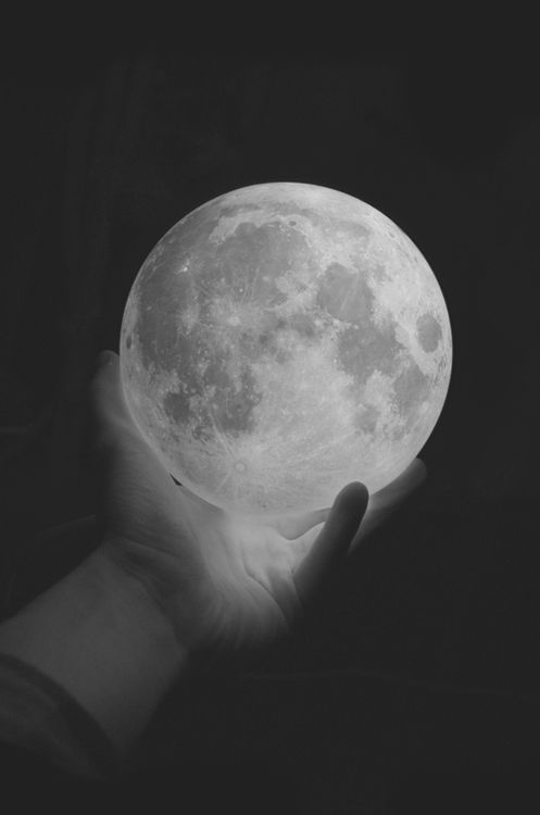 esyroclothes: GET HERE THE NEW 3D MOON LAMP!! COUPON CODE FOR  FREE WORLDWIDE SHIPPING: “sunset” 