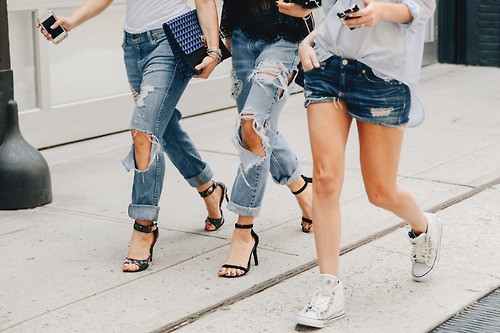 High Heels Blog wantering-blog: New Ways to Wear Your Boyfriend Jeans Get more… via Tumblr
