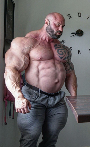 Bigger Muscle: Photo