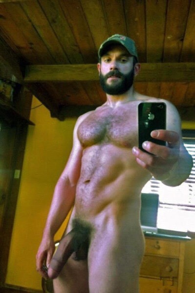 robinhorny:  ironwoodreceiver:     Macho pauzudo é tudo!🏳️‍🌈Você está