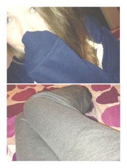 Yay cold weather is coming which means hoodies and sweats!❤