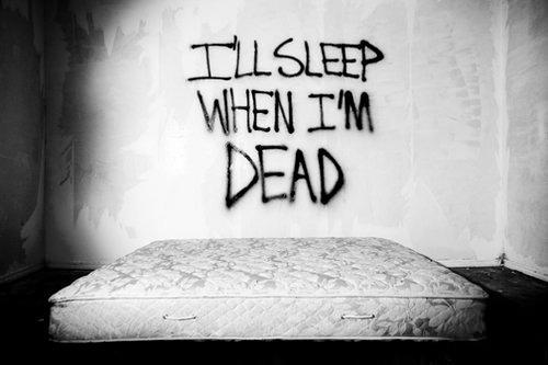 ★☠☮Whats In Her Head★☠☮