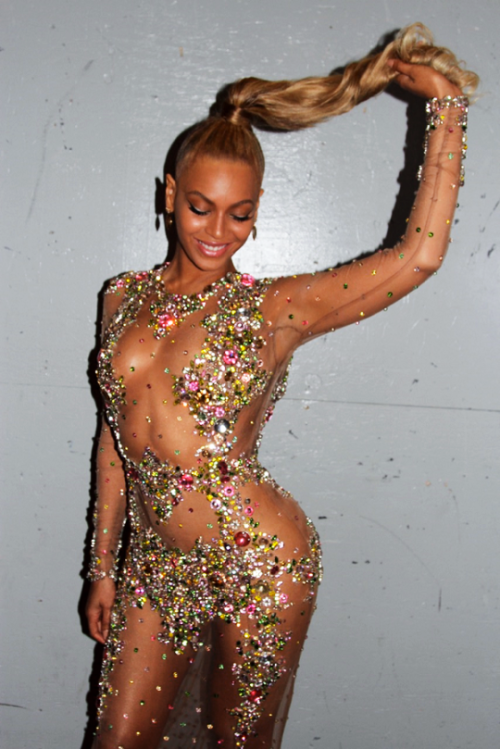 Beyonce at the Met Gala 2015