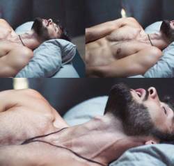 imaybebruisedbutimnotbroken:  So Hot! 
