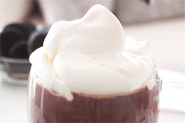 strawberry-milktea:  オレオのホットチョコ (Oreo Hot Chocolate) 